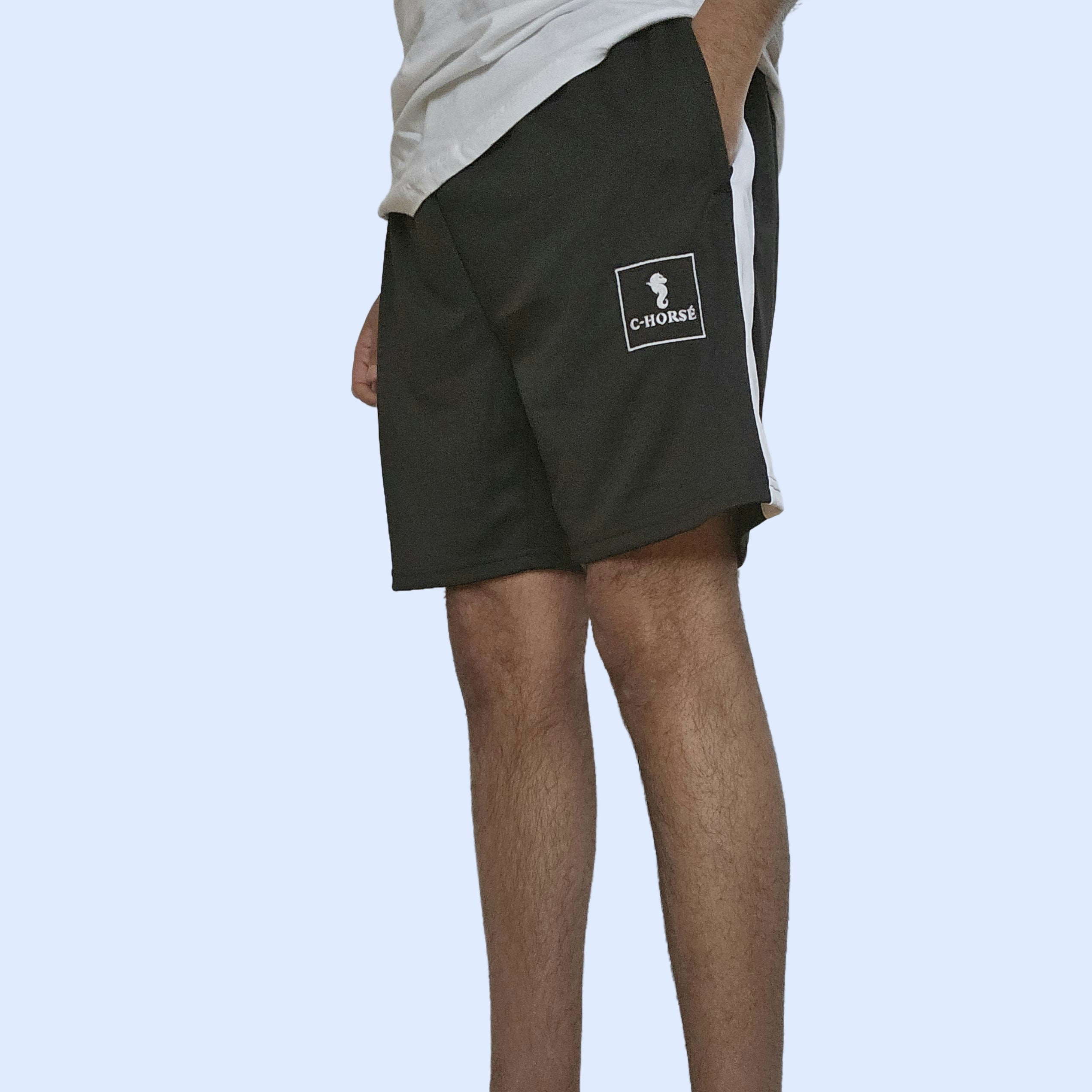 BW92 - Black & White Short