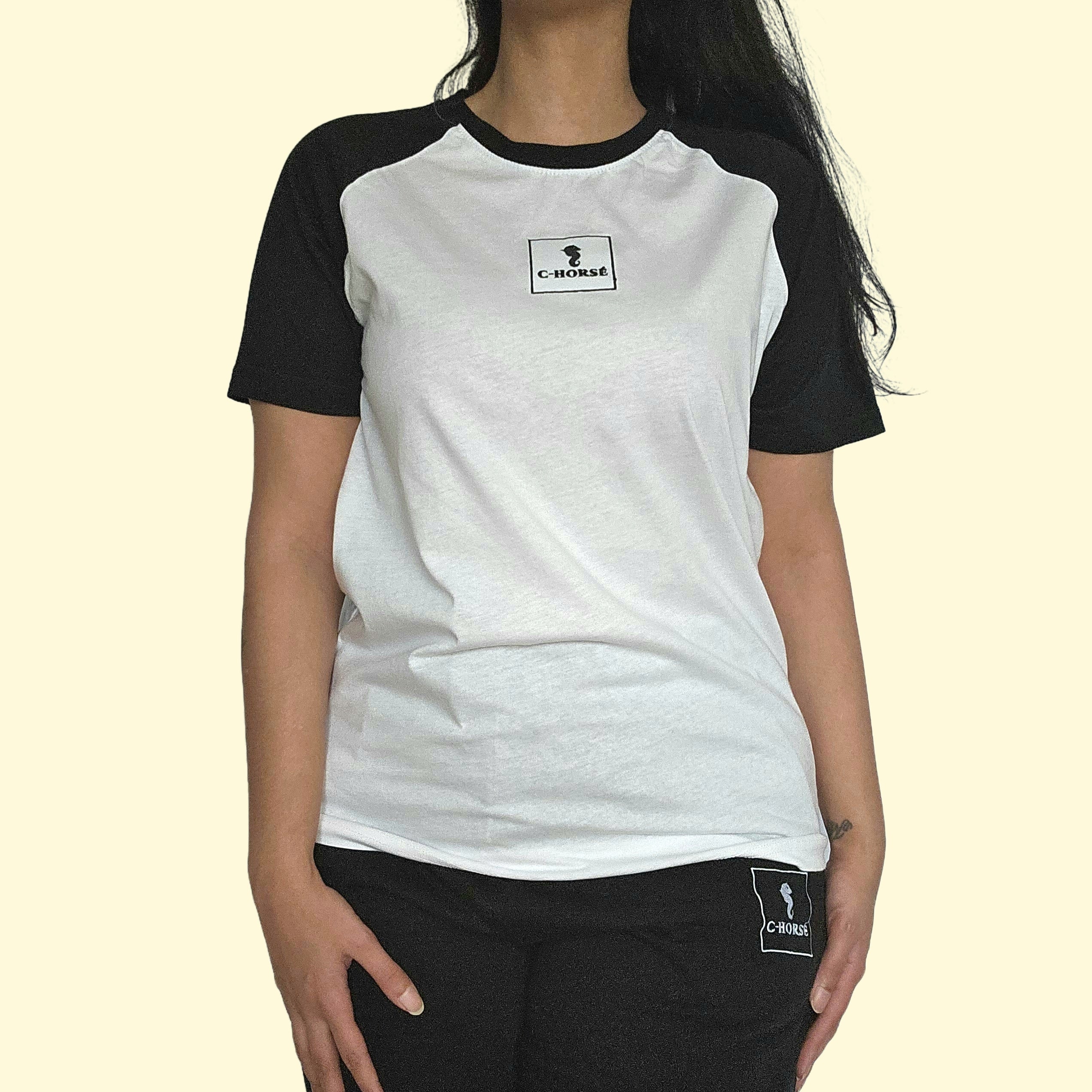 RC73 - Contrast T-shirt