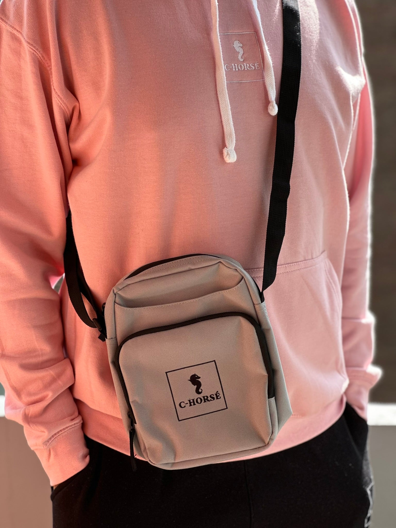 MT91 - Crossbody Bag